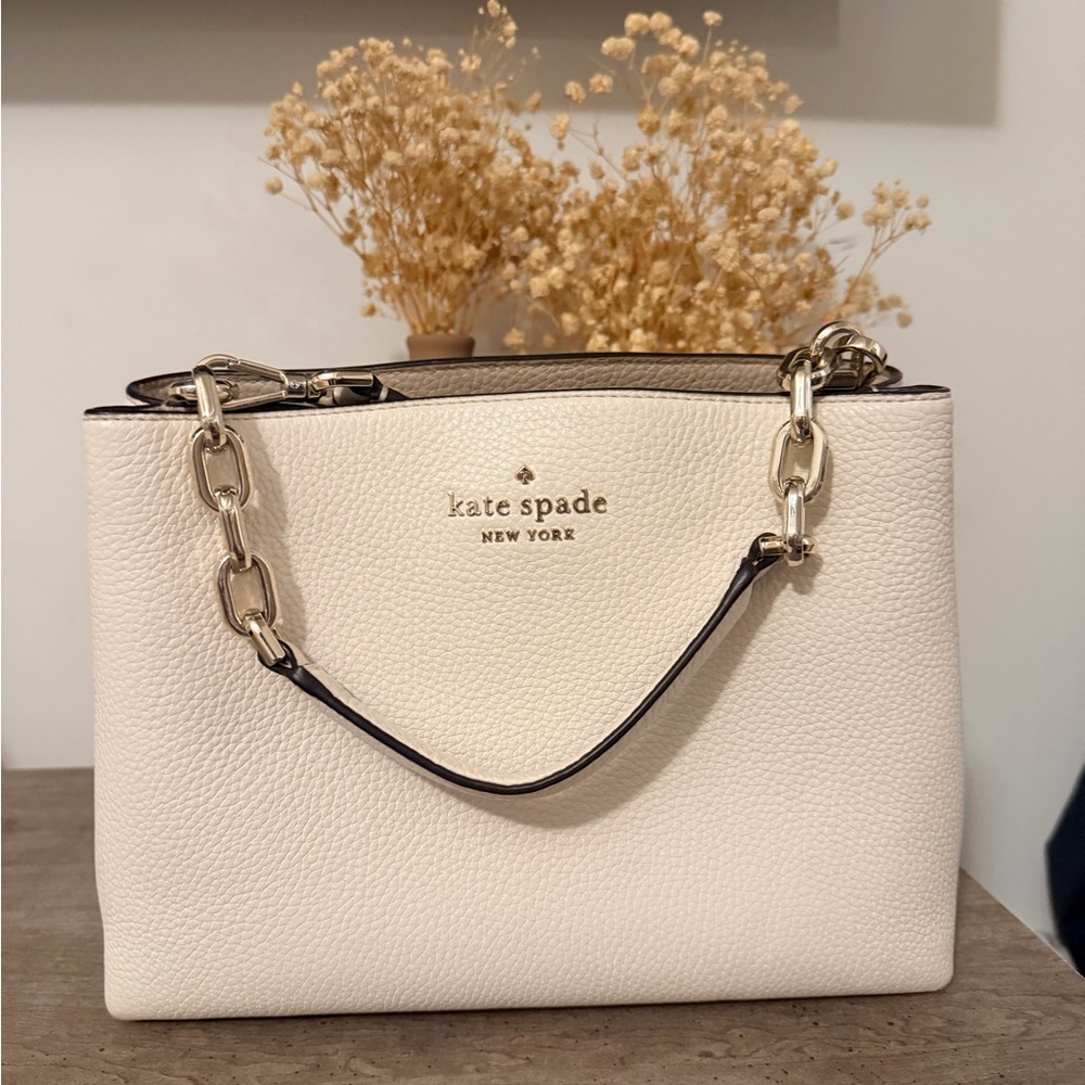 Kate Spade Jackson Medium Pebbled Leather Chain Tote – Cream/White